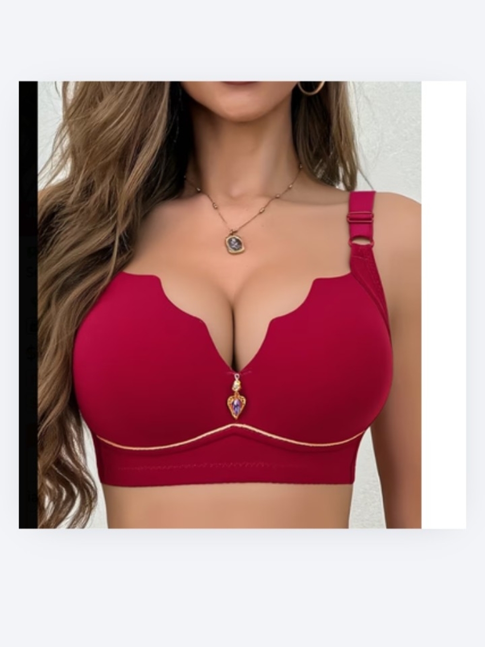 Scarlet Sculpting Push-Up Bra with Decorative Pendant